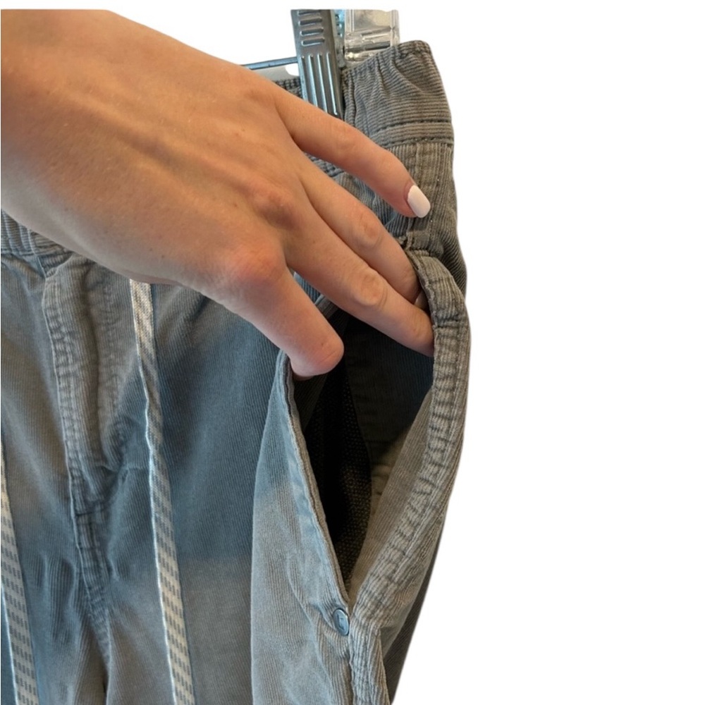 Vuori Men's Gray Corduroy Drawstring Pants - Picture 7 of 13